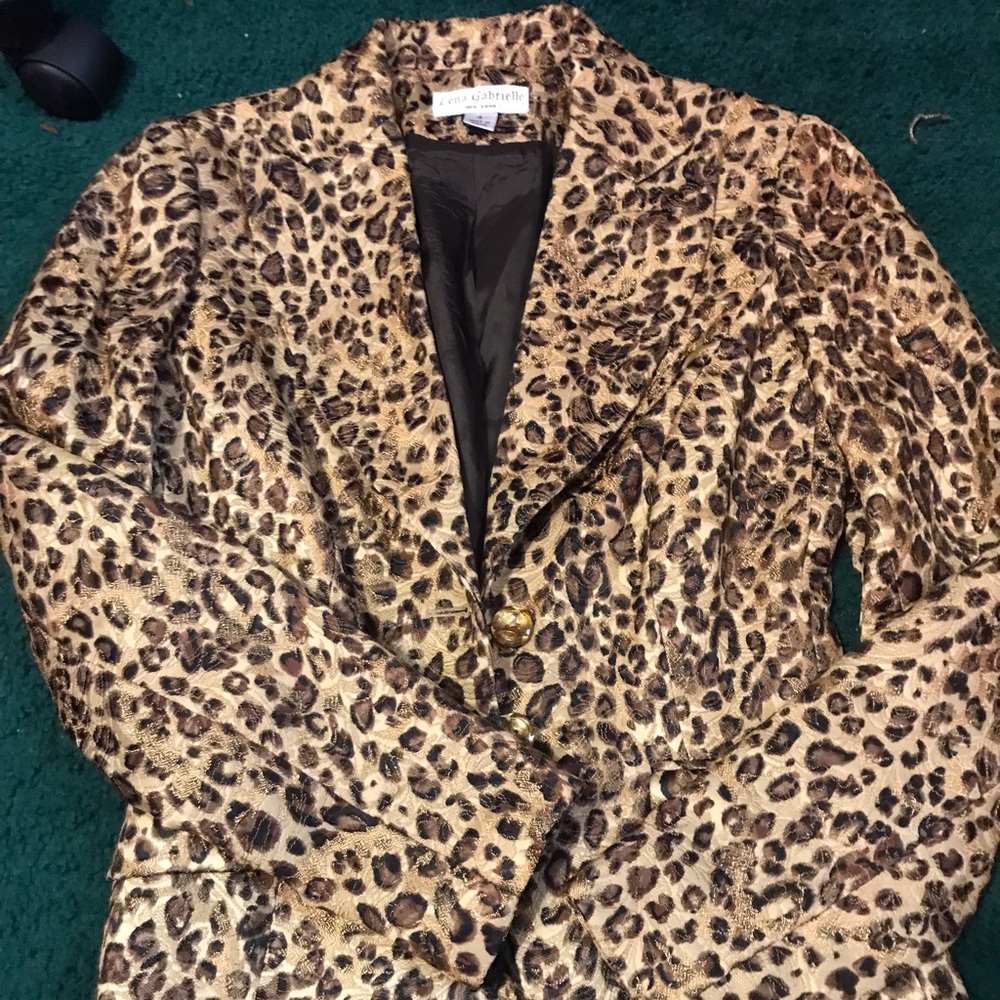 2/$15 ✨FESTIVAL WEAR✨ cheetah blazer